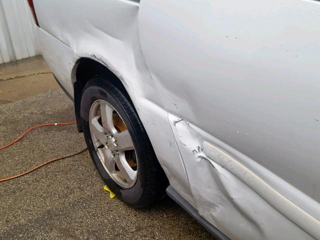 1GNDV331X8D135071 - 2008 CHEVROLET UPLANDER L თეთრი ფოტო 10