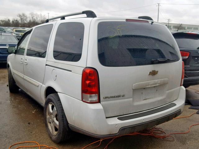 1GNDV331X8D135071 - 2008 CHEVROLET UPLANDER L თეთრი ფოტო 3