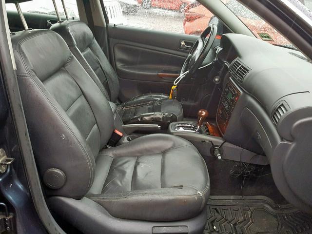 WVWYU63B75E037824 - 2005 VOLKSWAGEN PASSAT GLX 蓝色 照片 5