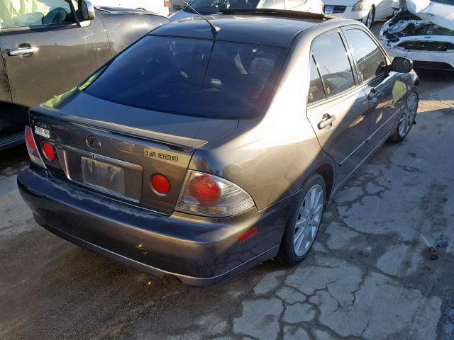 JTHBD192330074409 - 2003 LEXUS IS 300 BLACK photo 4