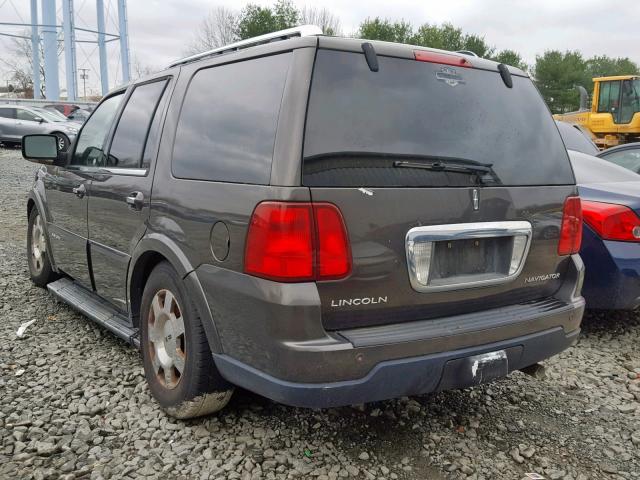 5LMFU28526LJ20523 - 2006 LINCOLN NAVIGATOR 棕色 照片 3