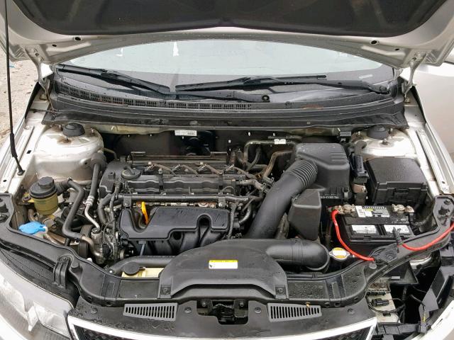 KNAFU4A21A5832549 - 2010 KIA FORTE EX SILVER photo 7