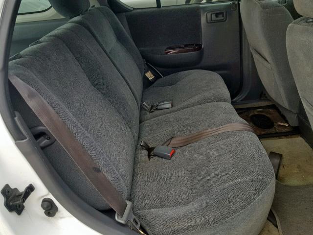 4S6CK58W8Y4403180 - 2000 HONDA PASSPORT E 白色 照片 6