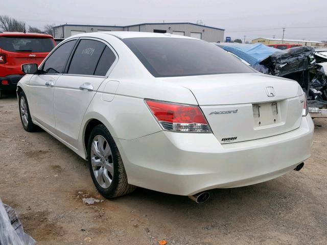 1HGCP3F83AA010154 - 2010 HONDA ACCORD EXL WHITE photo 3