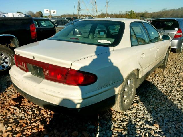 2G4WF551921285193 - 2002 BUICK REGAL GS WHITE photo 4