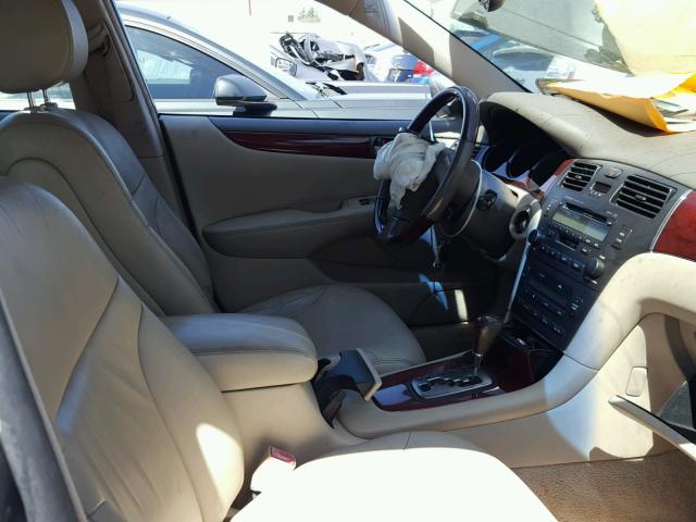 JTHBF30G030115867 - 2003 LEXUS ES 300 SILVER photo 5