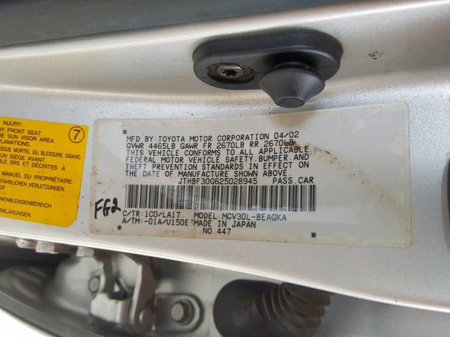 JTHBF30G625028945 - 2002 LEXUS ES 300 SILVER photo 10