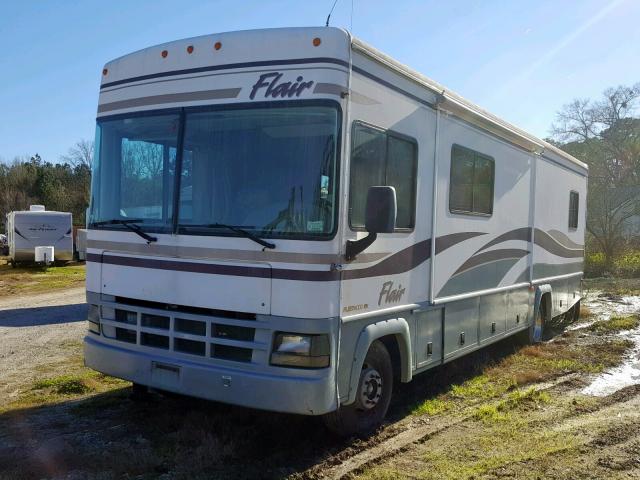 1FCNF53S7Y0A09479 - 2000 FORD MOTORHOME WHITE photo 2