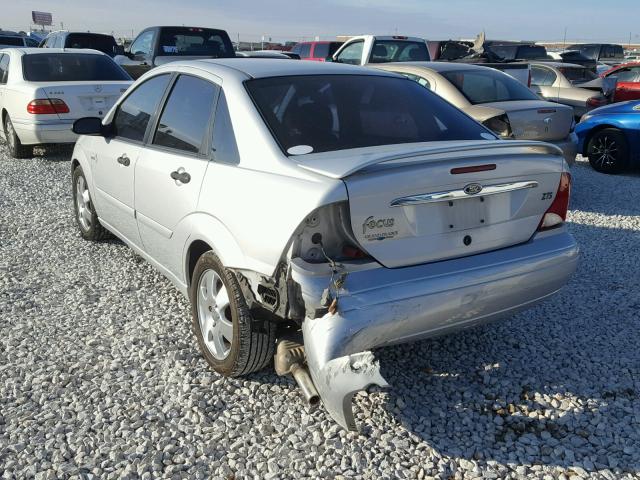 1FAFP383X2W320227 - 2002 FORD FOCUS ZTS SILVER photo 3