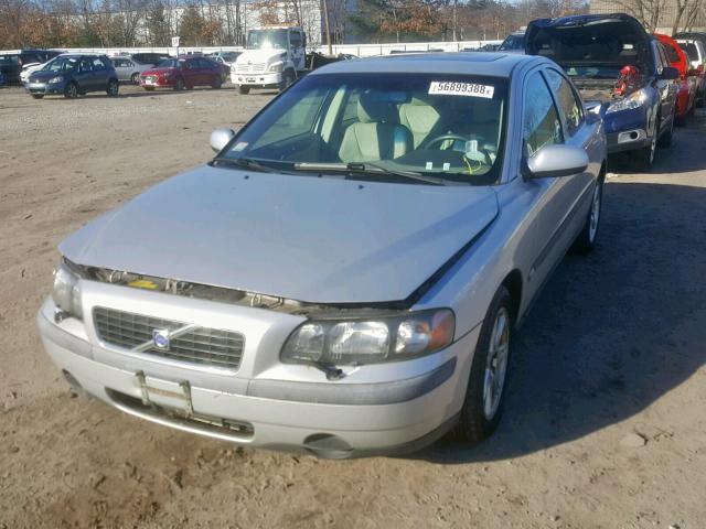 YV1RS61R622194214 - 2002 VOLVO S60 SILVER photo 2