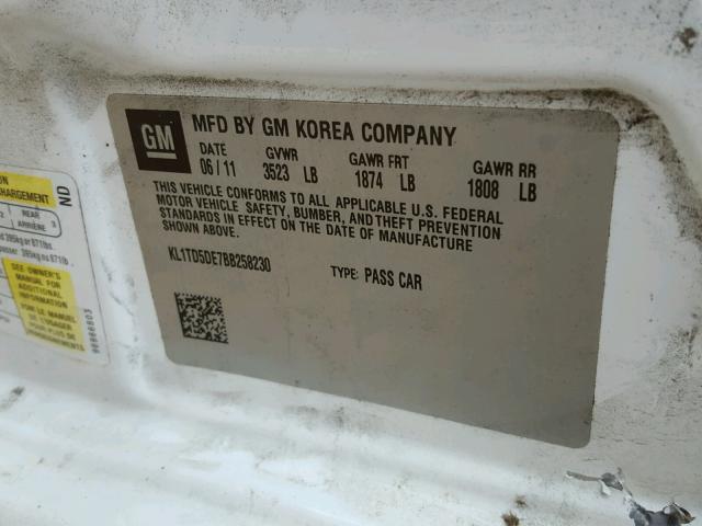 KL1TD5DE7BB258230 - 2011 CHEVROLET AVEO LS WHITE photo 10