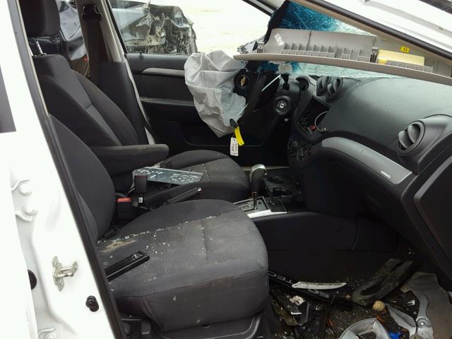 KL1TD5DE7BB258230 - 2011 CHEVROLET AVEO LS WHITE photo 5