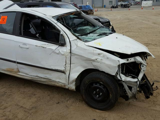 KL1TD5DE7BB258230 - 2011 CHEVROLET AVEO LS WHITE photo 9