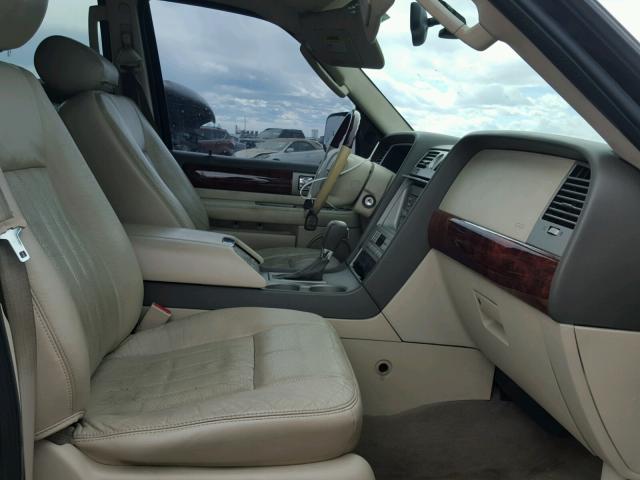 5LMFU28R84LJ07887 - 2004 LINCOLN NAVIGATOR 黑色 照片 5
