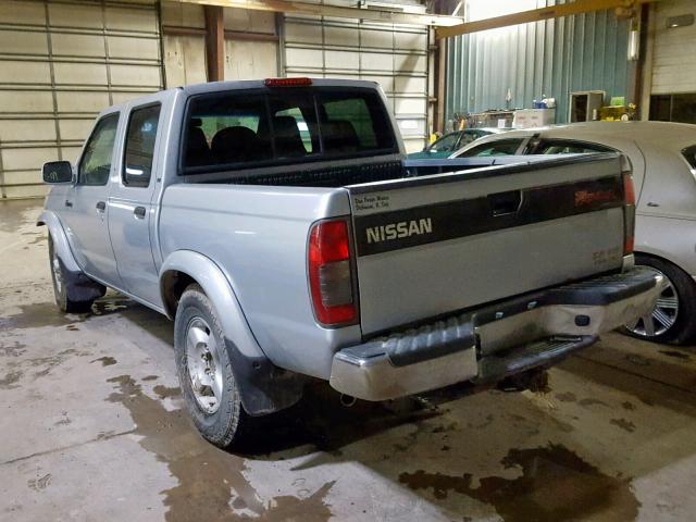 1N6ED27Y8YC307148 - 2000 NISSAN FRONTIER C SILVER photo 3