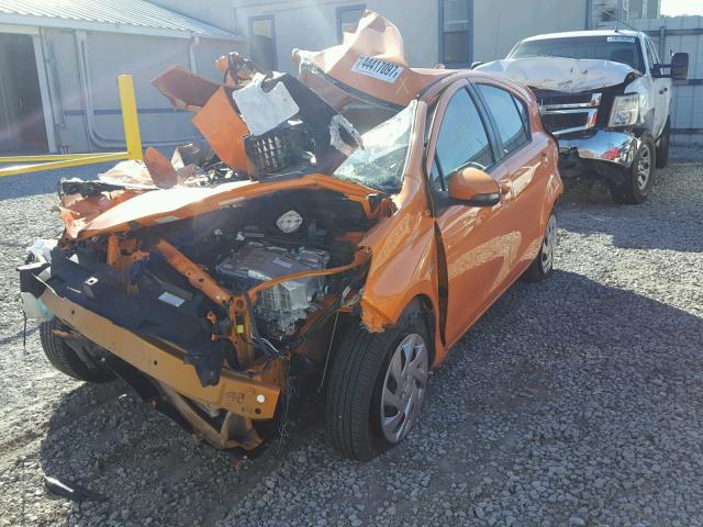 JTDKDTB37F1097352 - 2015 TOYOTA PRIUS C ORANGE photo 2