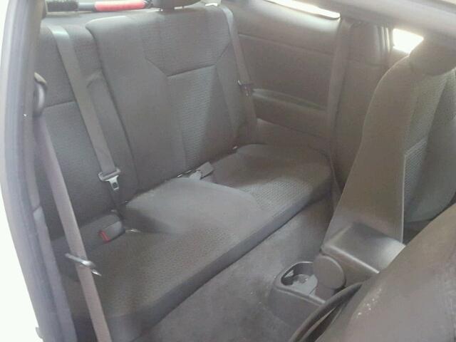 1G2AL15F677146553 - 2007 PONTIAC G5 WHITE photo 6