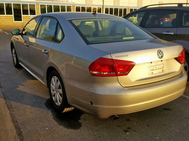 1VWAP7A31CC006200 - 2012 VOLKSWAGEN PASSAT S SILVER photo 3