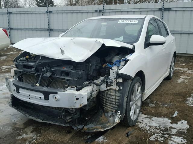 JM1BL1K68B1452203 - 2011 MAZDA 3 S WHITE photo 2