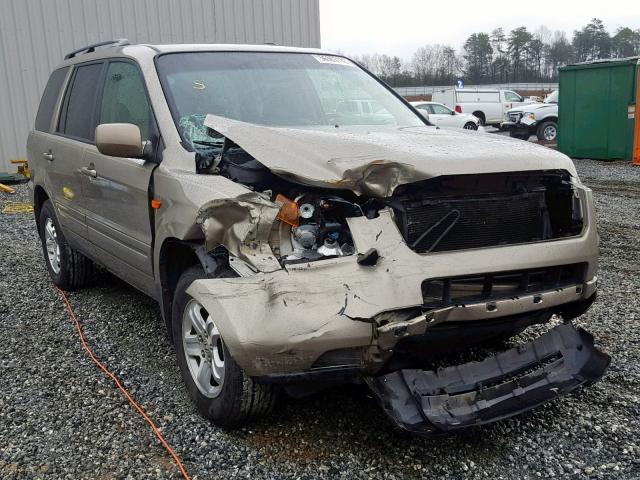 5FNYF28228B025594 - 2008 HONDA PILOT VP GOLD photo 1