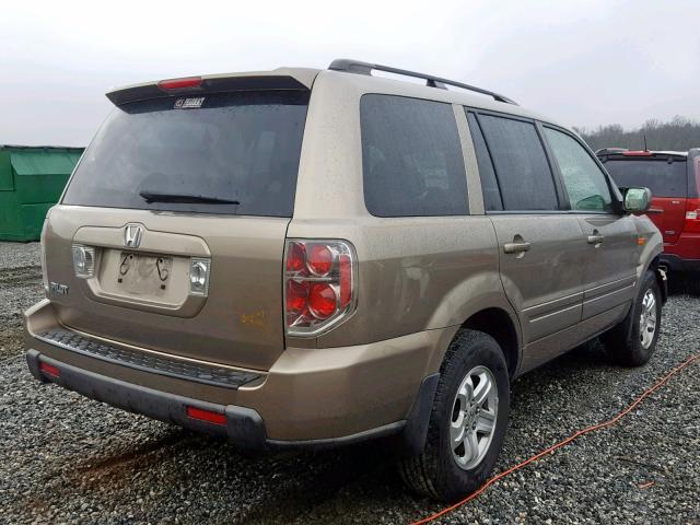 5FNYF28228B025594 - 2008 HONDA PILOT VP GOLD photo 4