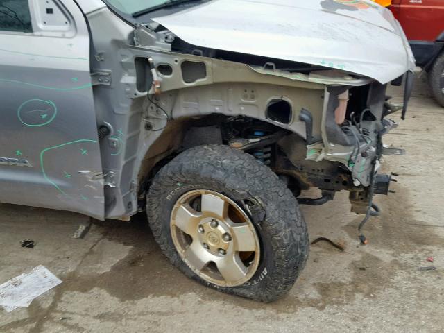 5TFDY5F12AX129549 - 2010 TOYOTA TUNDRA CRE SILVER photo 9