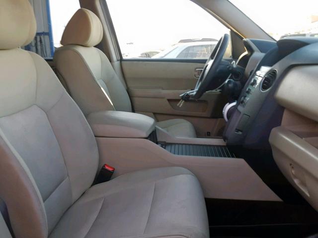 5FNYF4H2XAB033685 - 2010 HONDA PILOT LX TAN photo 5