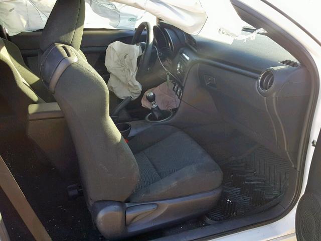 JTKJF5C70B3020171 - 2011 TOYOTA SCION TC თეთრი ფოტო 5