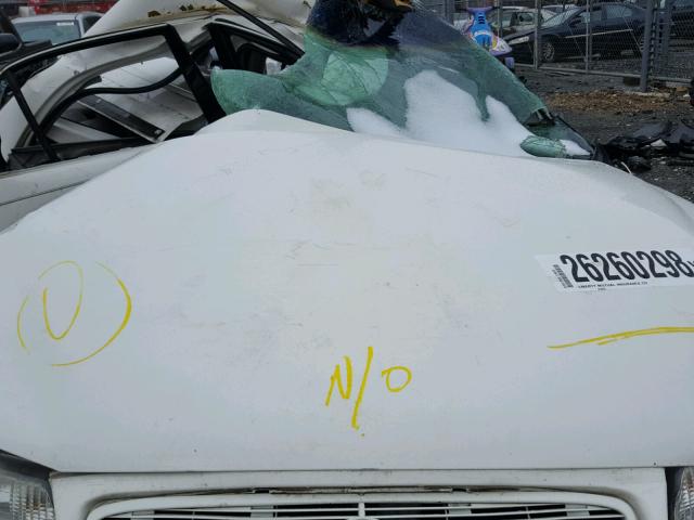 2G4WB55K821117372 - 2002 BUICK REGAL LS WHITE photo 7