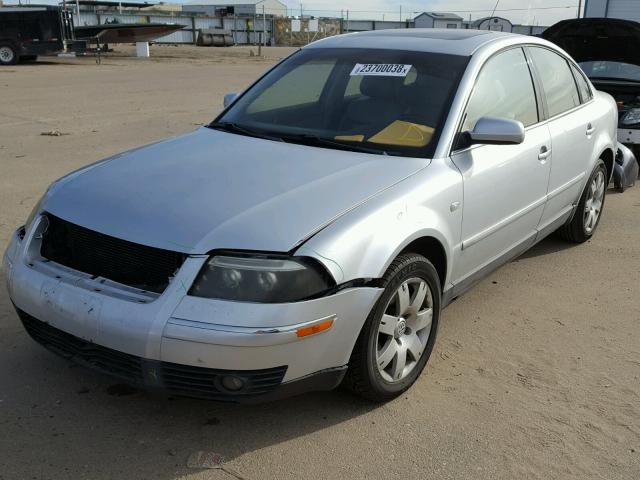 WVWTH63B41P201124 - 2001 VOLKSWAGEN PASSAT GLX 银色 照片 2