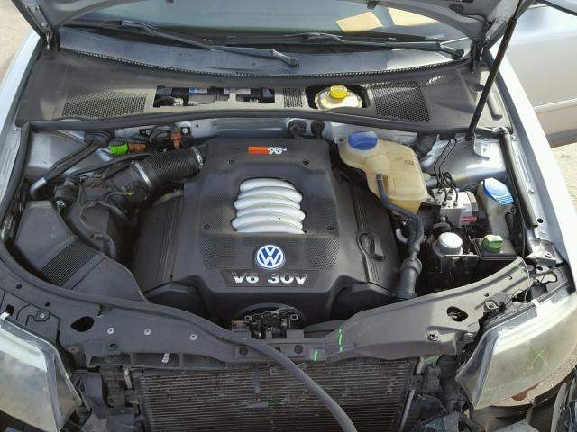 WVWTH63B41P201124 - 2001 VOLKSWAGEN PASSAT GLX 银色 照片 7