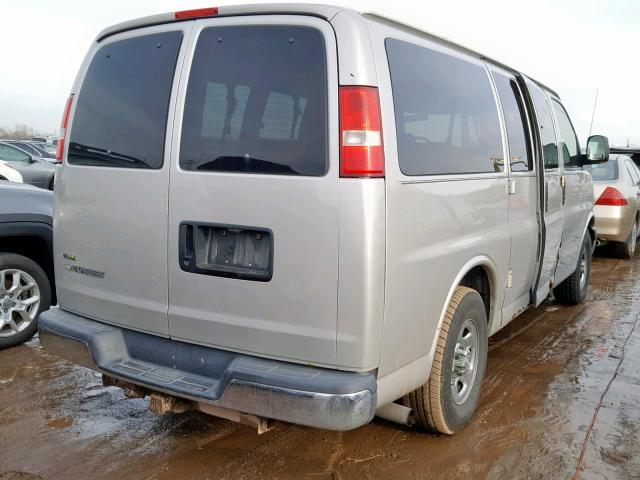 1GNFG15Z271199549 - 2007 CHEVROLET EXPRESS G1 GRAY photo 4