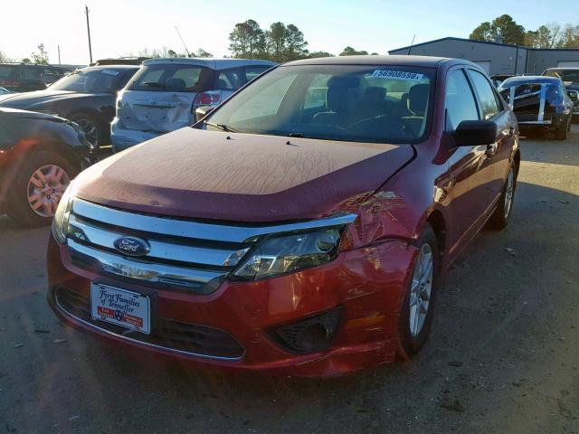 3FAHP0GA3AR302175 - 2010 FORD FUSION S RED photo 2