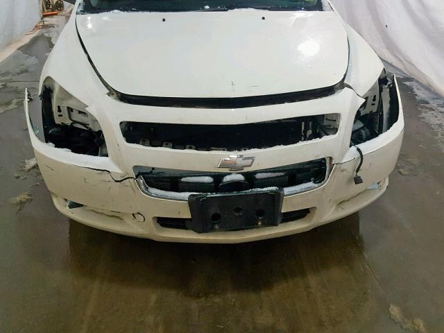 1G1ZH57BX84203401 - 2008 CHEVROLET MALIBU 1LT WHITE photo 9
