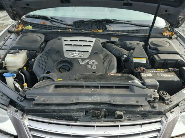 KMHFC46F46A108169 - 2006 HYUNDAI AZERA SE GRAY photo 7