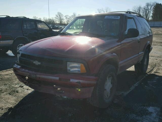 1GKCT18W7VK504340 - 1997 GMC JIMMY BURGUNDY photo 2