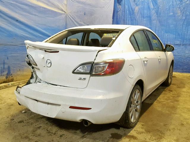 JM1BL1W69B1363685 - 2011 MAZDA 3 S WHITE photo 4