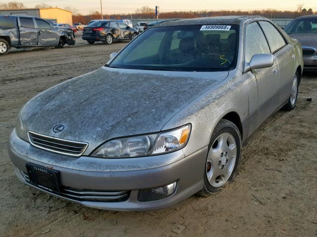 JT8BF28G8Y5101899 - 2000 LEXUS ES 300 SILVER photo 2