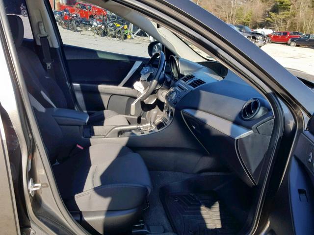 JM1BL1U64B1439588 - 2011 MAZDA 3 S GRAY photo 5