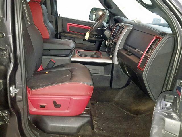 1C6RR7YT5JS144032 - 2018 RAM 1500 REBEL ნაცრისფერი ფოტო 5