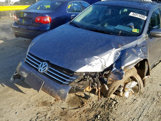 1VWBT7A30EC097995 - 2014 VOLKSWAGEN PASSAT SE GRAY photo 9