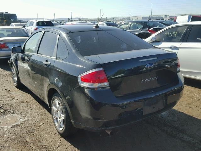 1FAHP34N68W154636 - 2008 FORD FOCUS S/SE BLACK photo 3