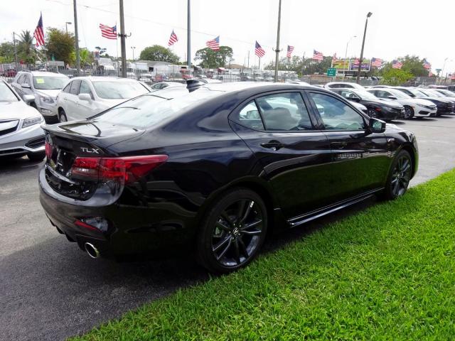 19UUB2F64JA010191 - 2018 ACURA TLX TECH+A BLACK photo 4