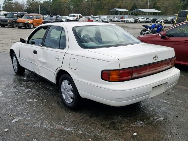 4T1SK12E7PU232708 - 1993 TOYOTA CAMRY LE WHITE photo 3