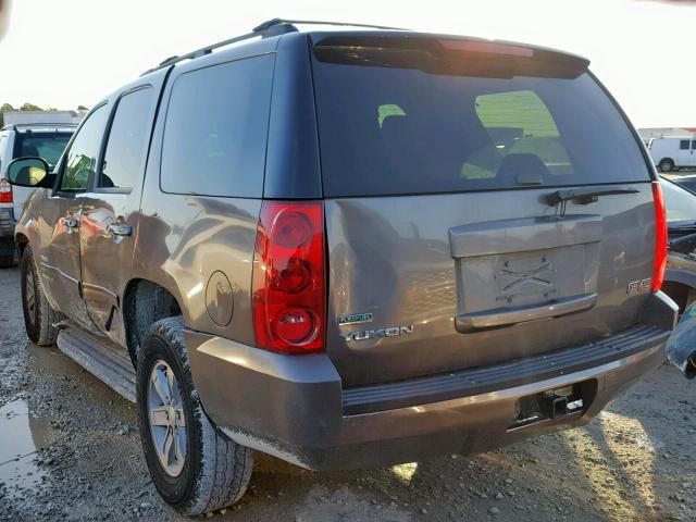 1GKS1AE09CR203218 - 2012 GMC YUKON SLE BROWN photo 3