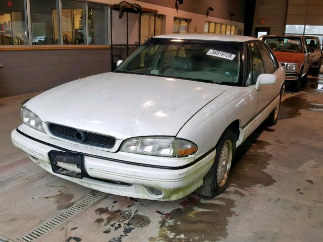 1G2HX52K5S4208644 - 1995 PONTIAC BONNEVILLE WHITE photo 2