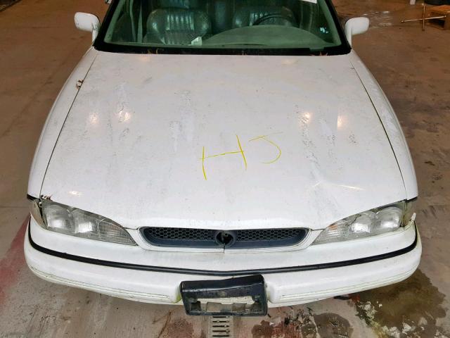 1G2HX52K5S4208644 - 1995 PONTIAC BONNEVILLE WHITE photo 7