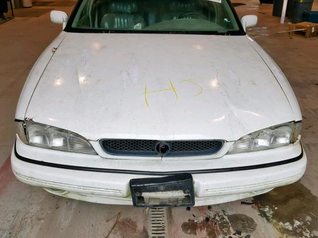 1G2HX52K5S4208644 - 1995 PONTIAC BONNEVILLE WHITE photo 9