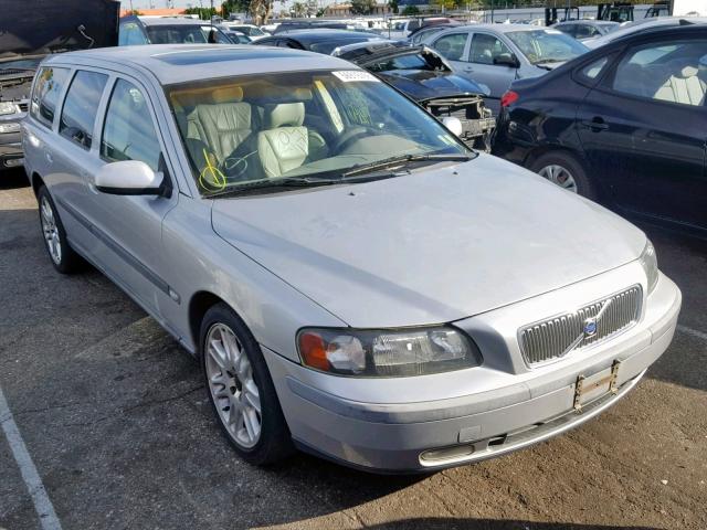 YV1SW53D411124376 - 2001 VOLVO V70 T5 TUR SILVER photo 1