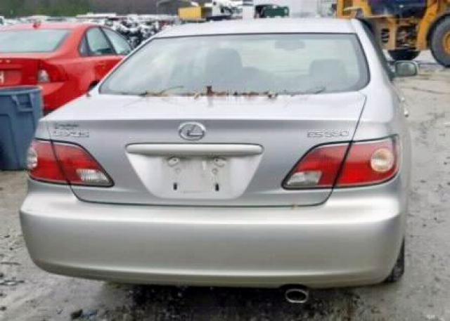 JTHBA30G040015848 - 2004 LEXUS ES 330 SILVER photo 9